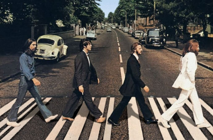 fotografias famosas Os Beatles atravessando a Abbey Road
